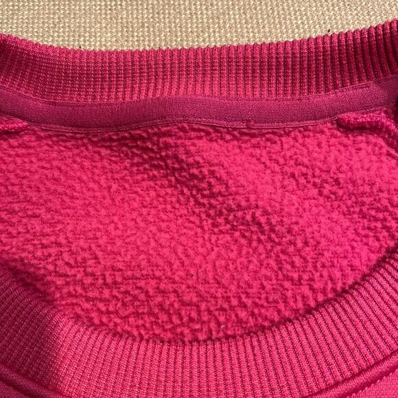 Ladies Under Armour Medium sweatshirt - Picture 8 of 8